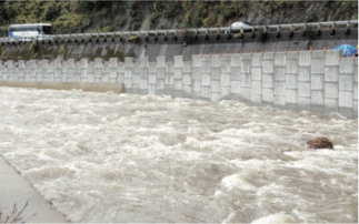 島根県／国道9号津和野川左岸工事