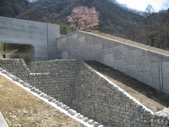 【群馬県】八ツ場ダム流路工